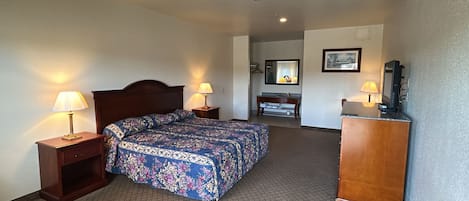 Habitación, 1 cama King size, para fumadores | Escritorio, wifi gratis y ropa de cama