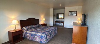 HiWay Inn Express 基奥瓦 69号公路  