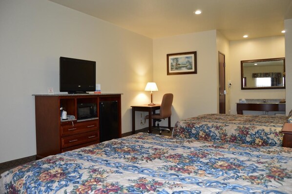 Habitación estándar, 2 camas matrimoniales | Sábanas de algodón egipcio, ropa de cama de alta calidad y edredón