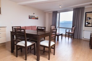 Studio | Individually furnished, bed sheets - Bariloche Home (San Carlos de Bariloche)