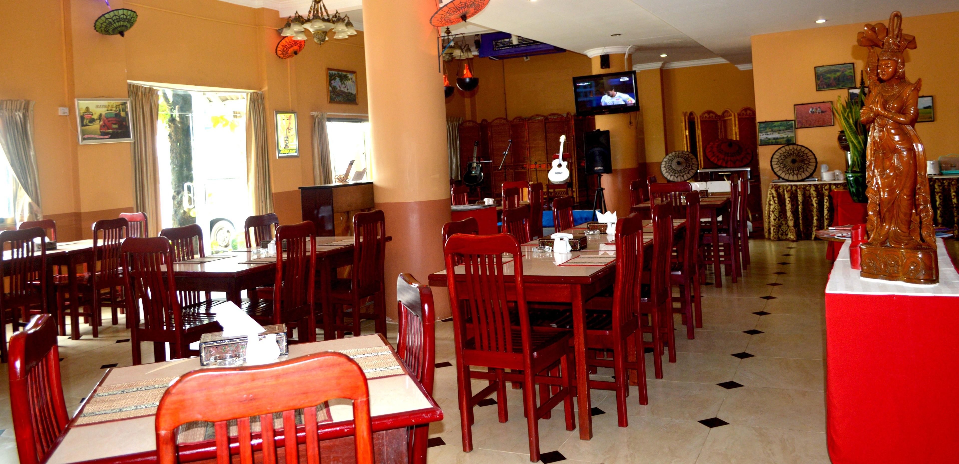 Free daily full breakfast