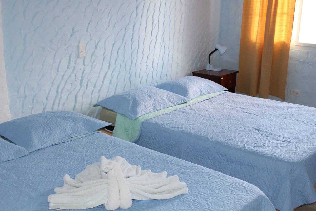 Habitación Cuádruple, 4pax | 1 bedroom, bed sheets