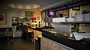 Bar (en el alojamiento)