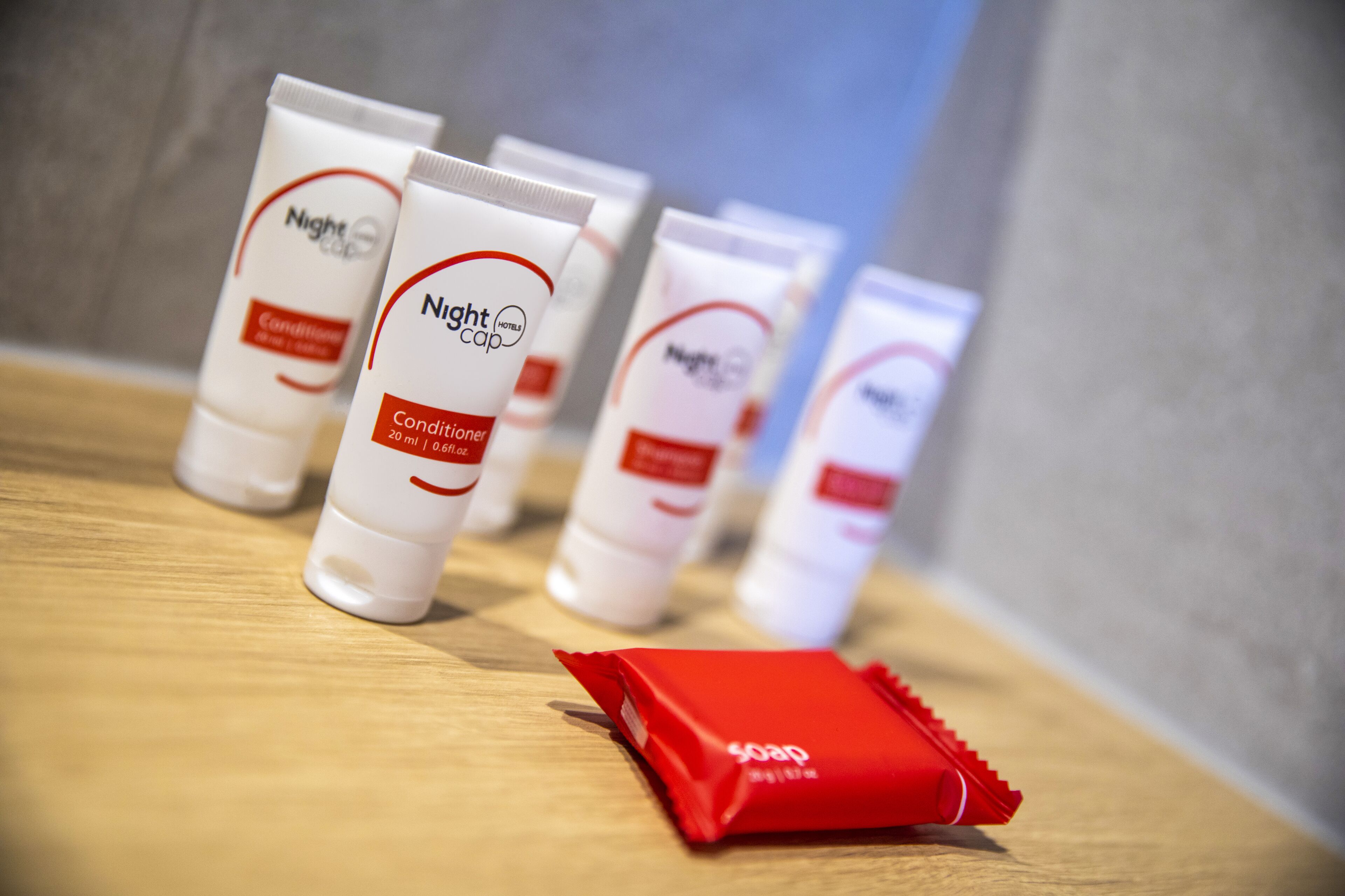 studio queen & single | room amenity