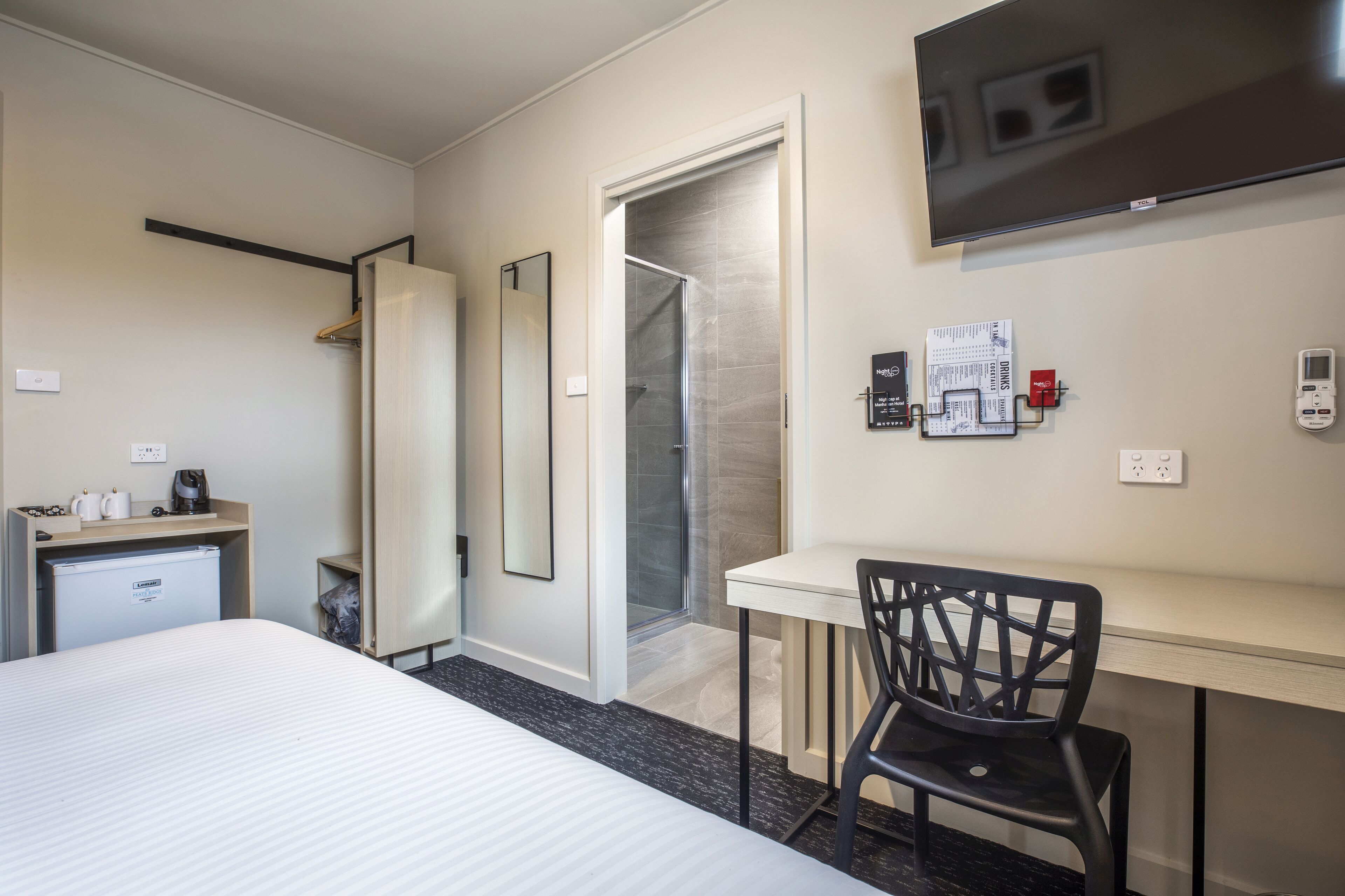 compact queen | 2 bedrooms, minibar, desk, iron/ironing board