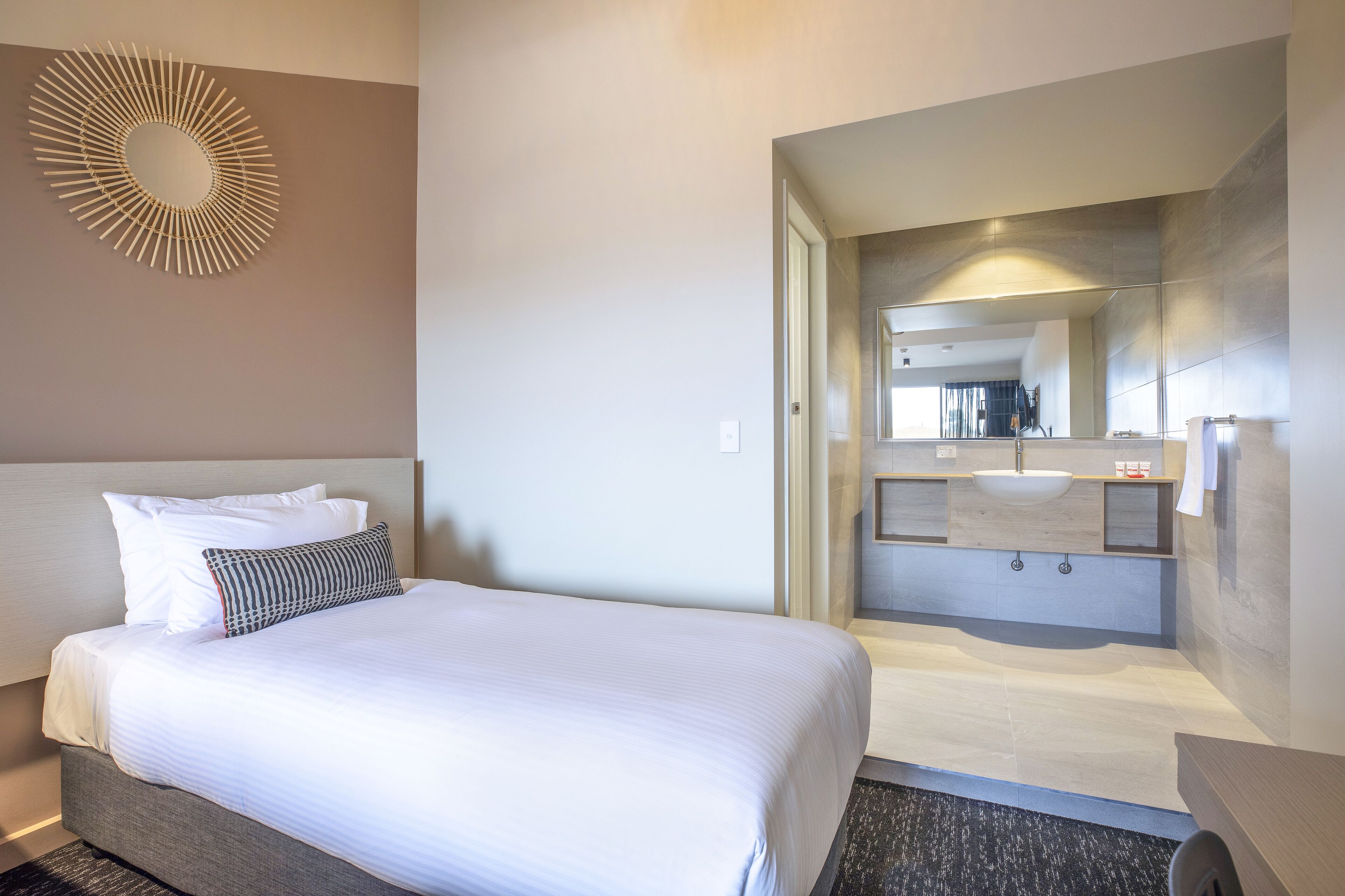 studio queen & single | 2 bedrooms, minibar, desk, iron/ironing board