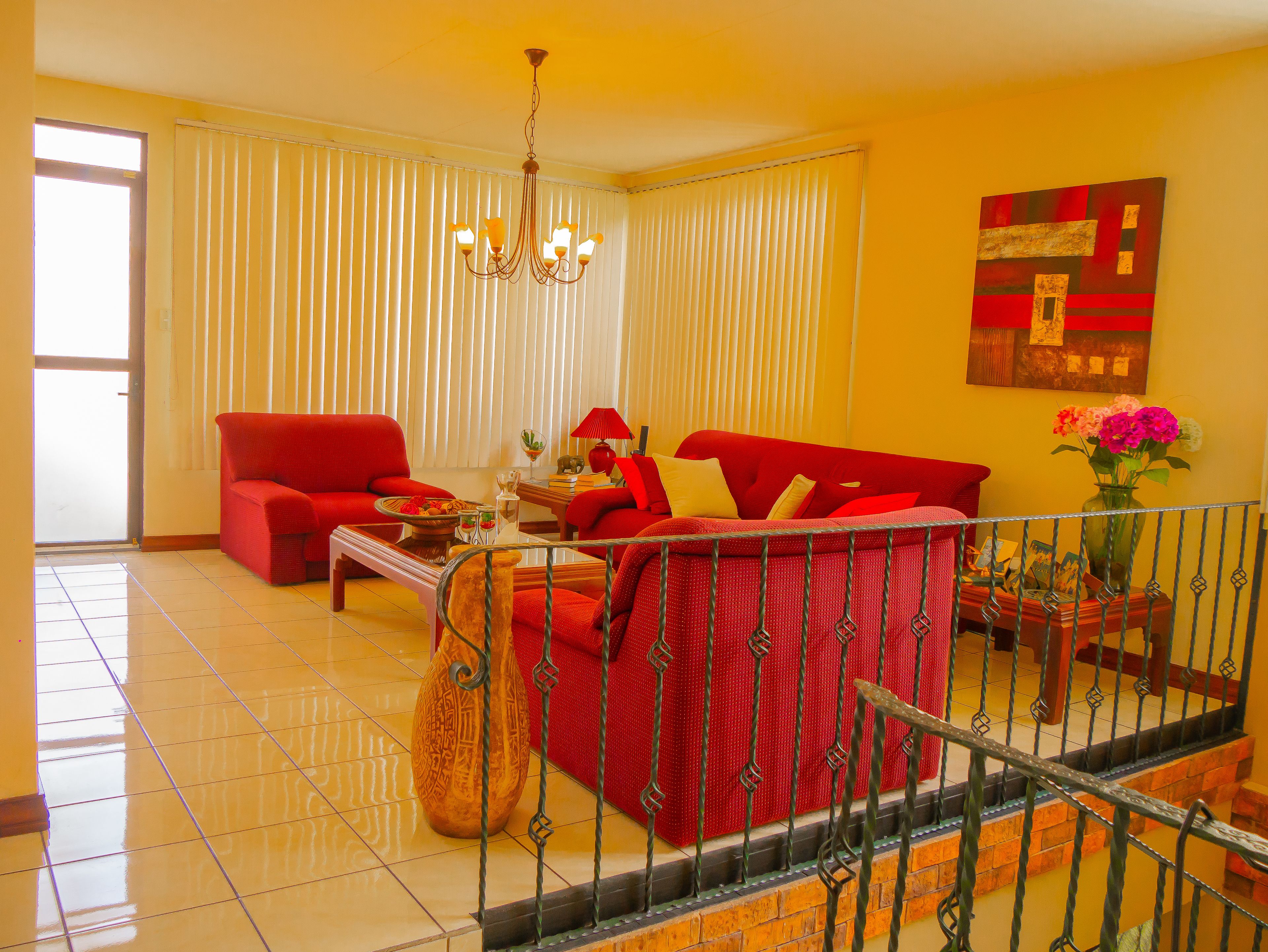 standard room, 2 single beds | living room | 32-inch flat-screen tv with cable channels, tv