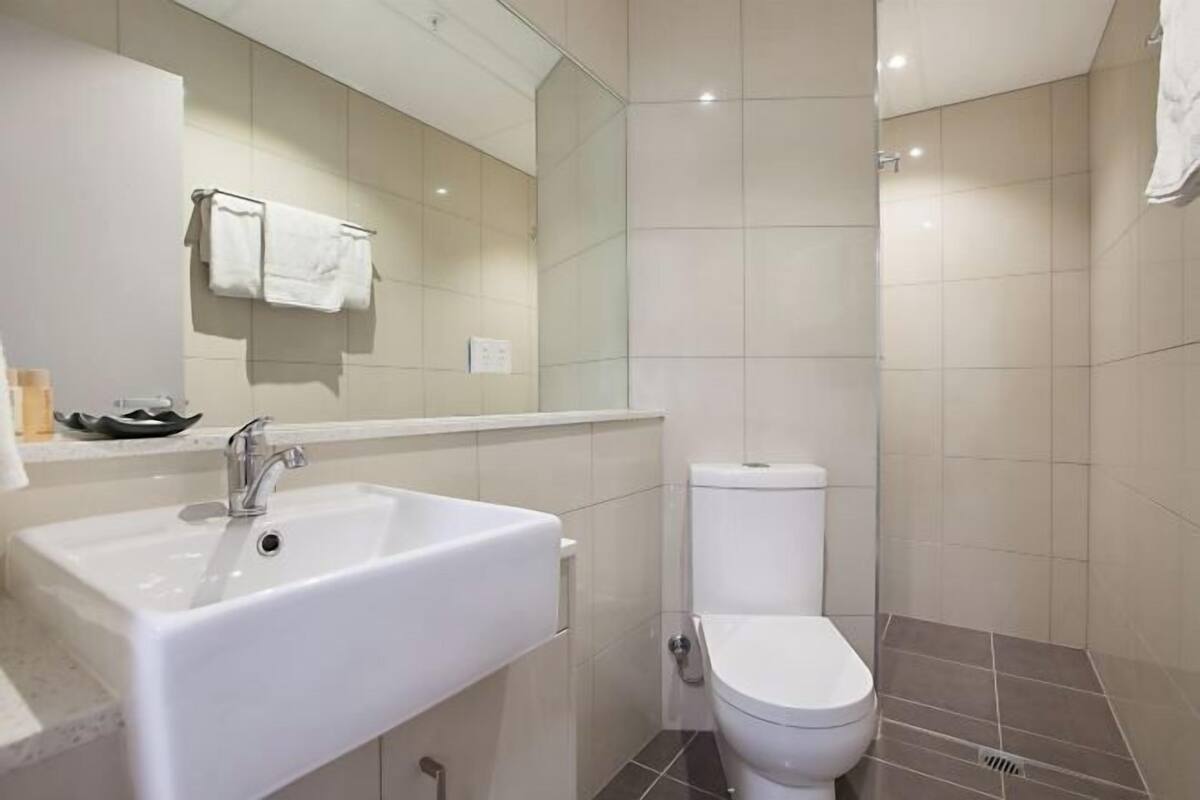Bathroom | Shower, free toiletries, hair dryer, towels