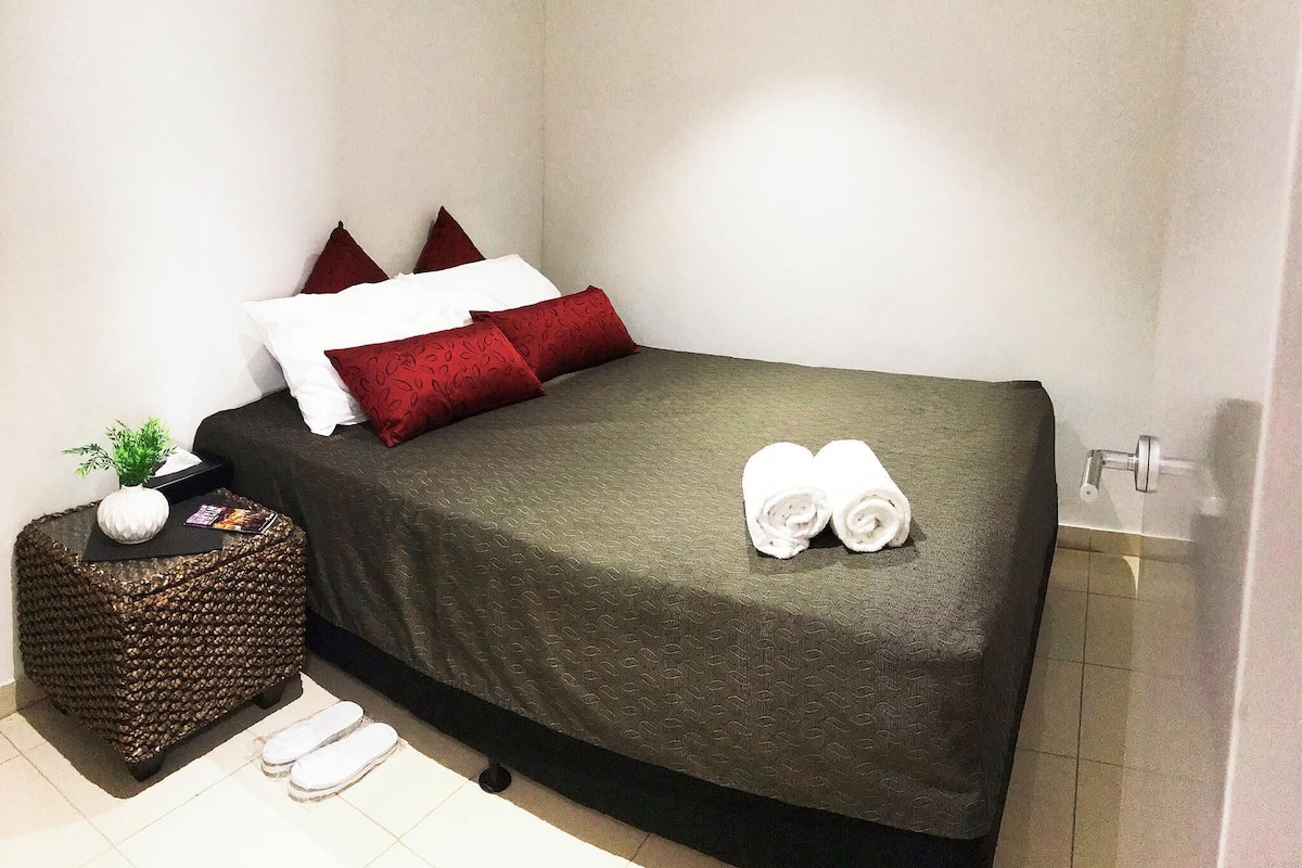 In-room safe, desk, laptop workspace, soundproofing