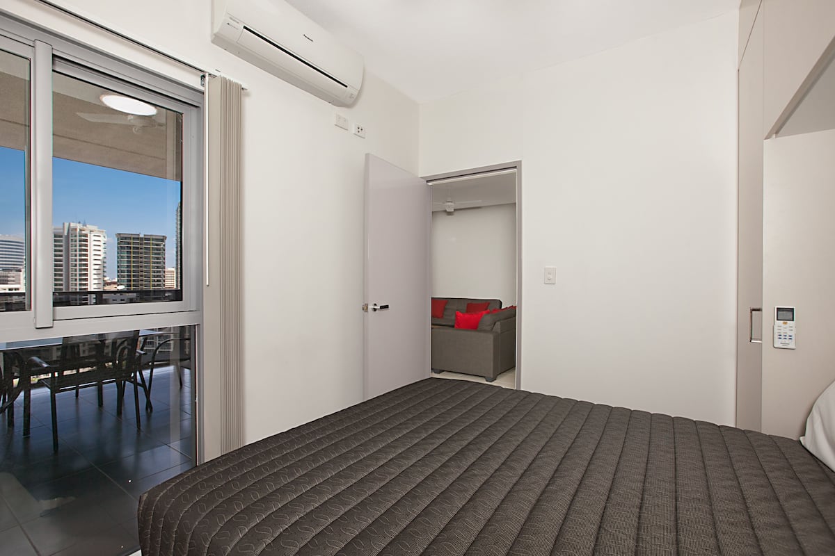 In-room safe, desk, laptop workspace, soundproofing