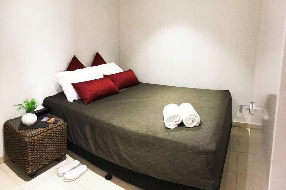 In-room safe, desk, laptop workspace, soundproofing