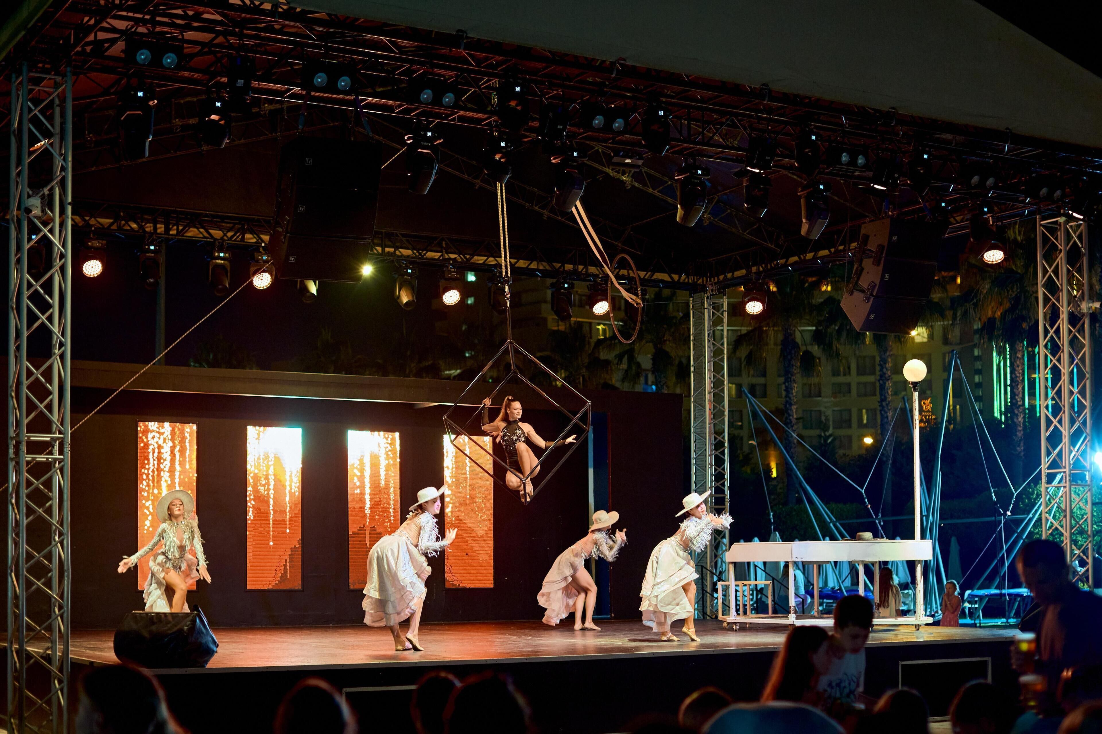 Photo - Grand Park Lara Hotel