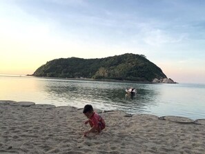 해변에 위치