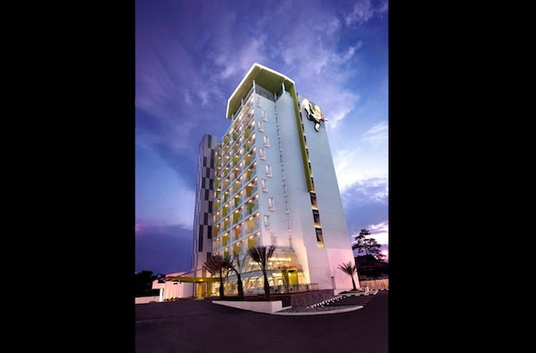 Front of property – evening/night