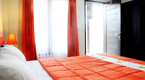 Bureau, accĂšs au Wi-Fi (inclus)