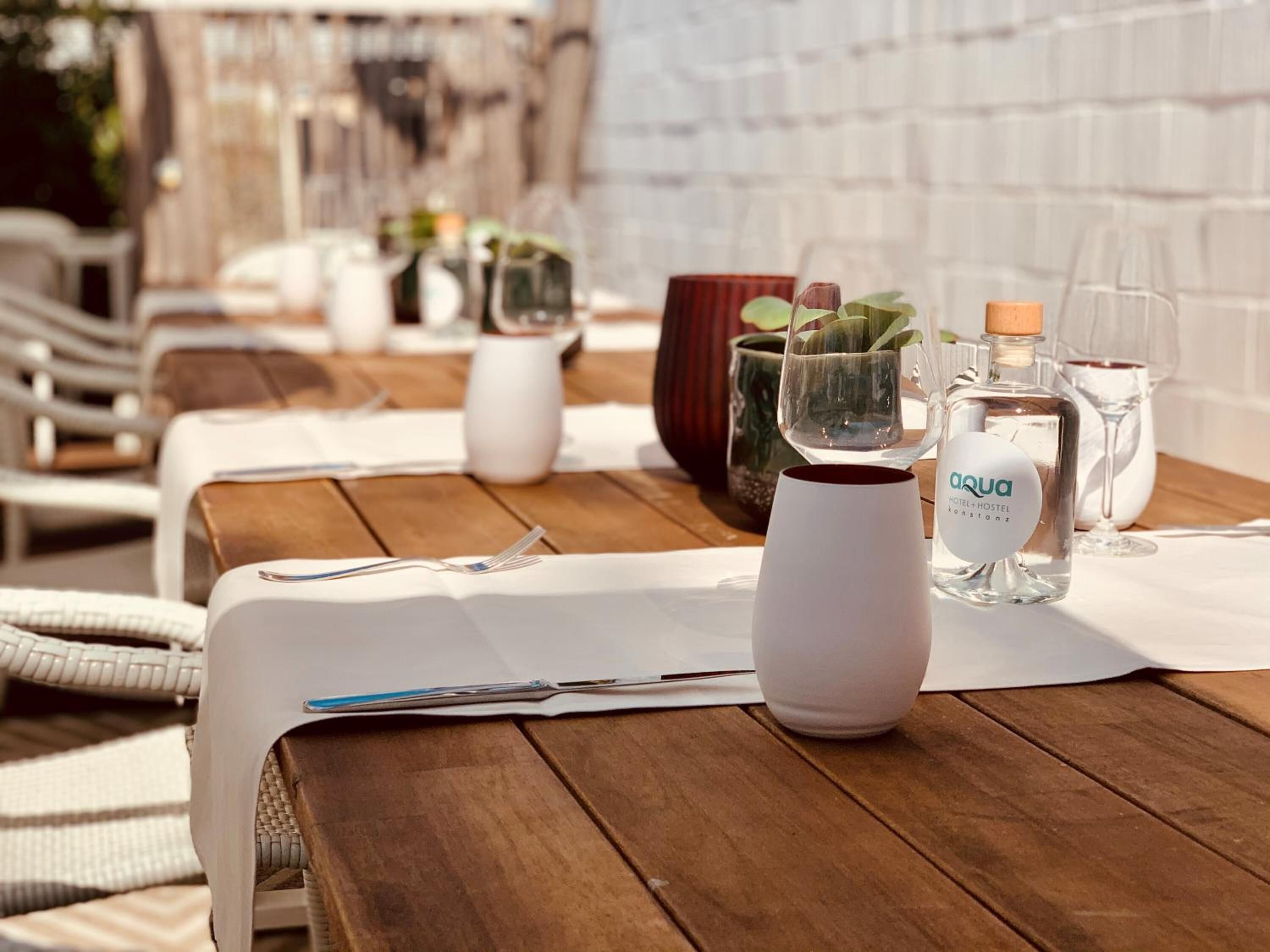 breakfast, lunch, dinner served; regional cuisine