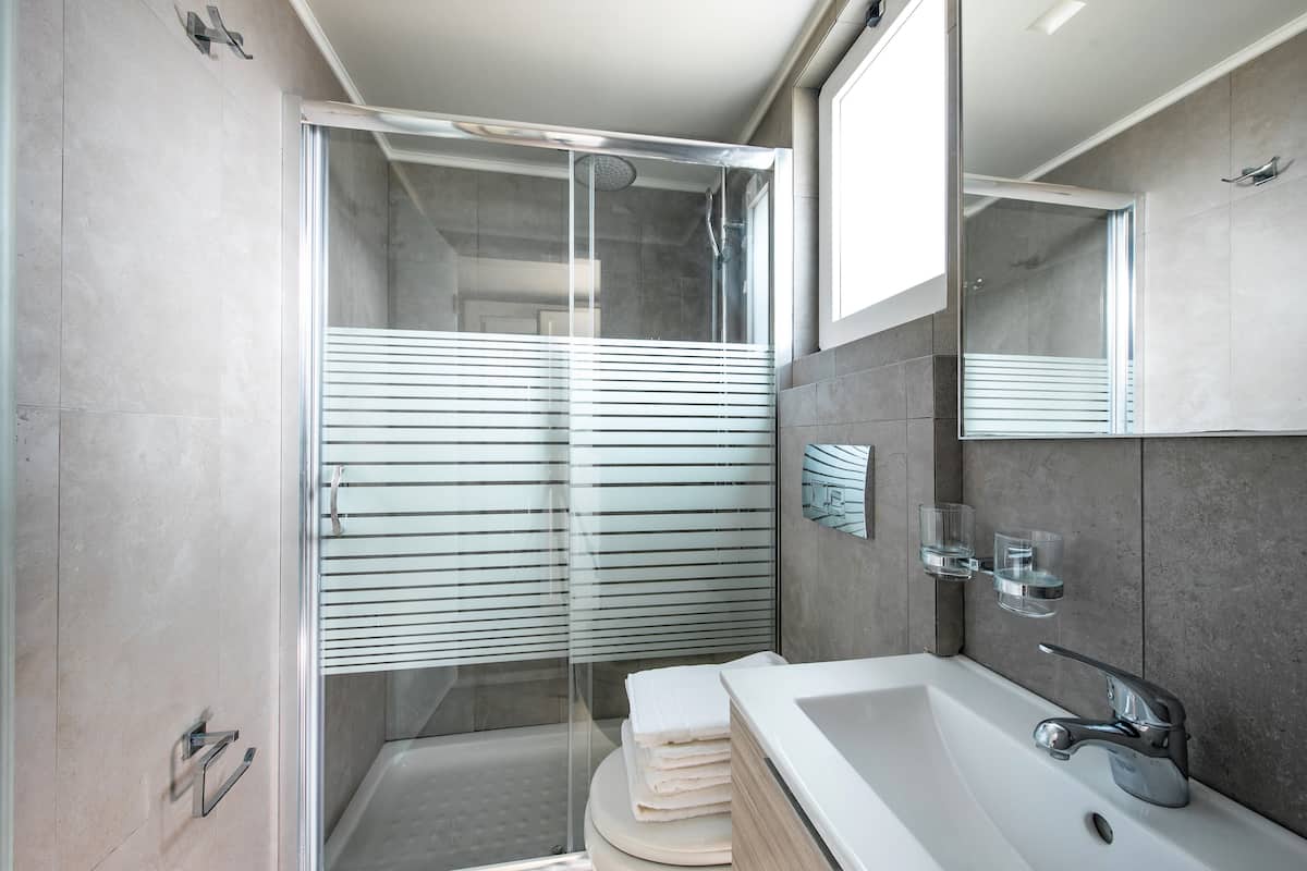 Chambre Supérieure, vue jardin | Chambres insonorisées, Wi-Fi, draps fournis