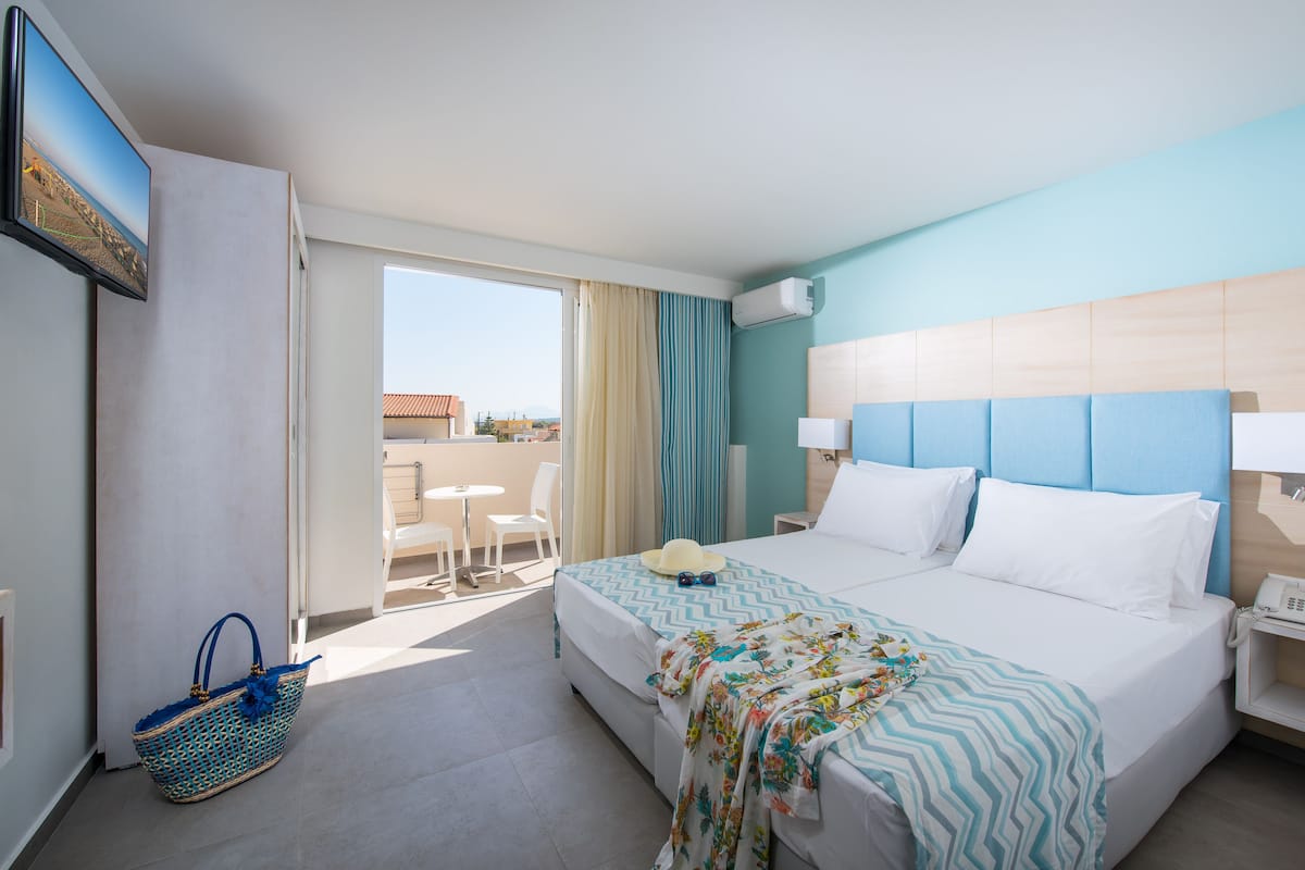 Suite Familiale, vue jardin (Superior) | Chambres insonorisées, Wi-Fi, draps fournis