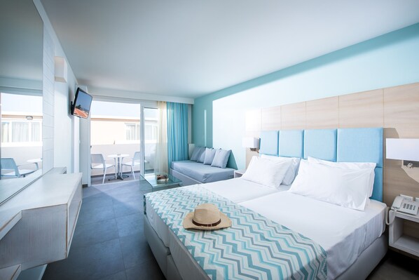Standard Room, Sea View | Soundproofing, free WiFi, bed sheets