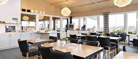 Frokostbuffé er inkludert hver dag