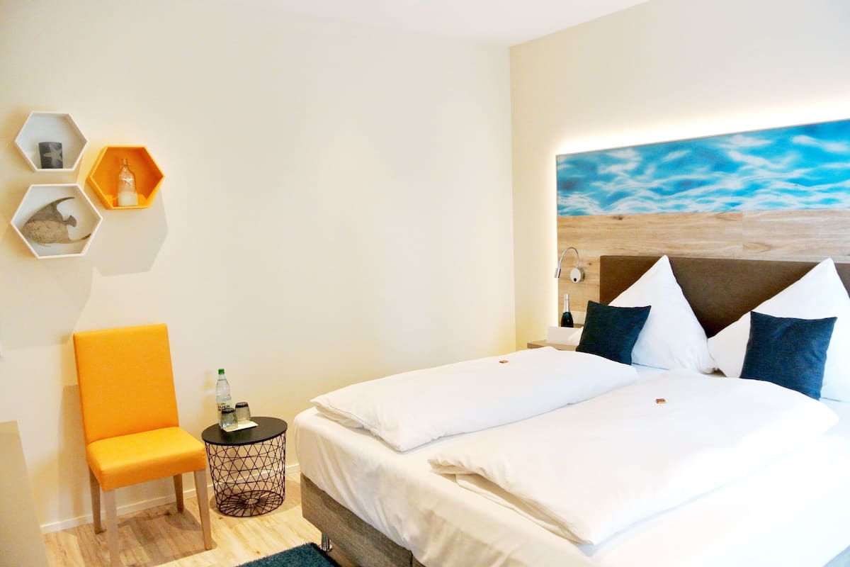 Hypo-allergenic bedding, individually furnished, desk, laptop workspace