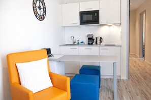 Standard Suite, Terrace | Hypo-allergenic bedding, individually furnished, desk, laptop workspace - Bernsteinsee Hotel & Ferien by Palette Resorts (Sassenburg)