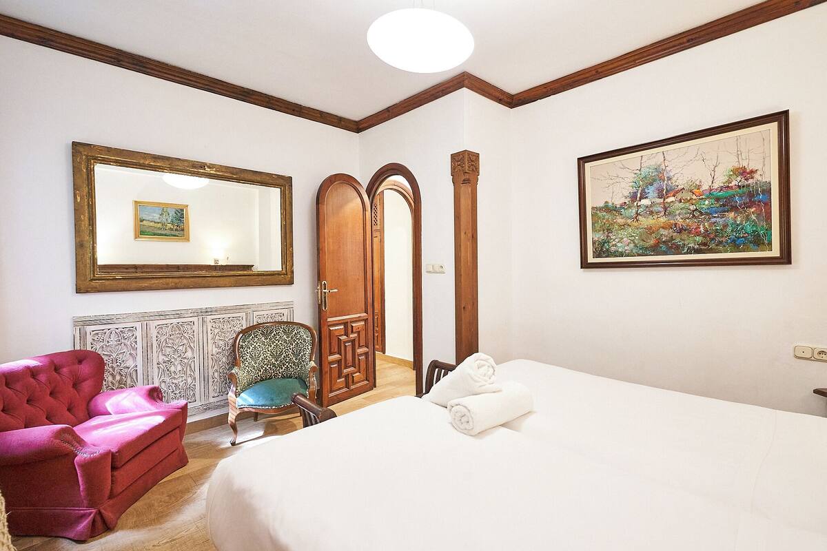 Family Room | WiFi (free), bed sheets