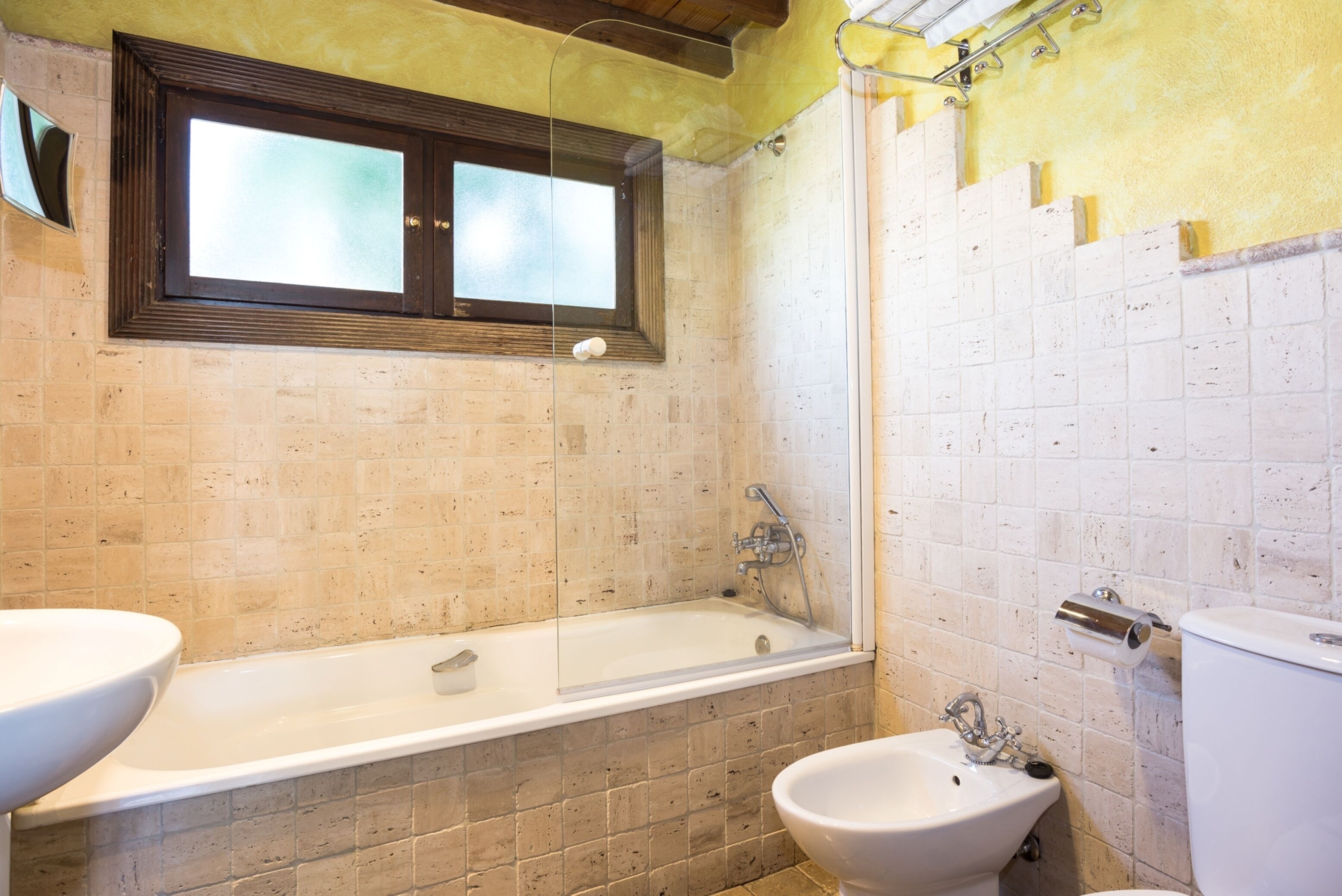 superior double room | bathroom | free toiletries, hair dryer, towels