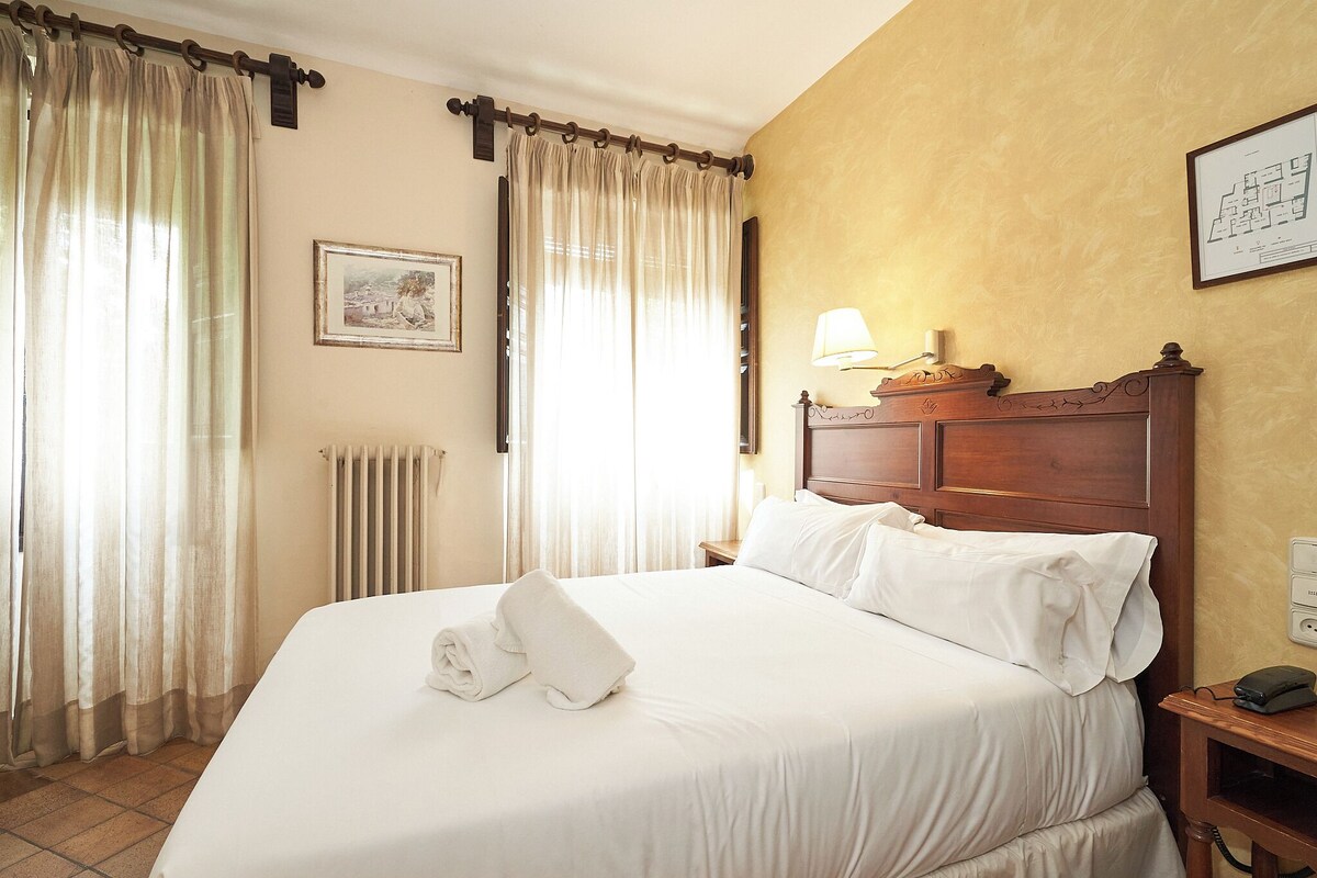 Premium Double or Twin Room, Resort View | Free WiFi, individually decorated, bed sheets