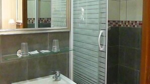 Unclassified image, 5 of 20, button - Le Paname Clichy (Clichy)