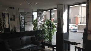 Unclassified image, 3 of 20, button - Le Paname Clichy (Clichy)