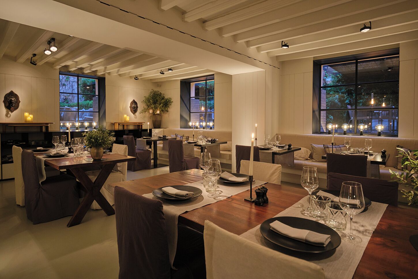 breakfast, lunch, dinner served; mediterranean cuisine