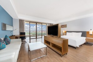 1 bedroom, in-room safe, desk, blackout drapes - Holiday Inn Express Haikou West Coast by IHG (Haikou)