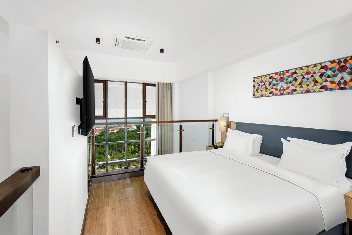 ห้องสวีท, 1 ห้องนอน, ระเบียง, วิวทะเล (Penthouse) | 1 ห้องนอน, ตู้นิรภัยในห้องพัก, โต๊ะทำงาน, พื้นที่ทำงานแบบใช้แล็ปท็อป