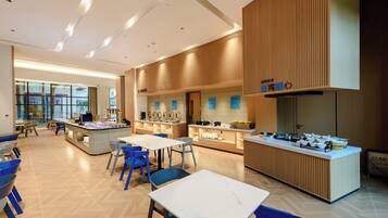 Breakfast, lunch and dinner served