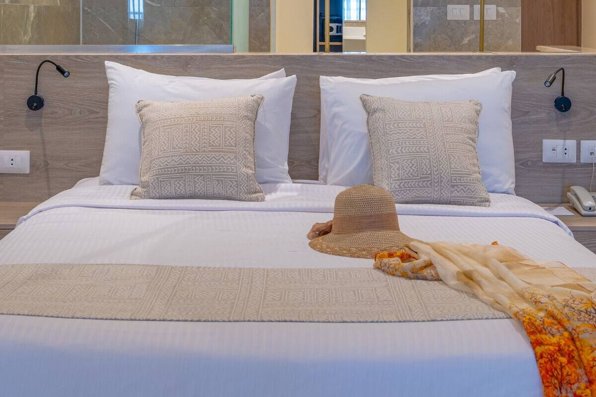 premium room, sea view | 1 bedroom, in-room safe, desk, blackout curtains