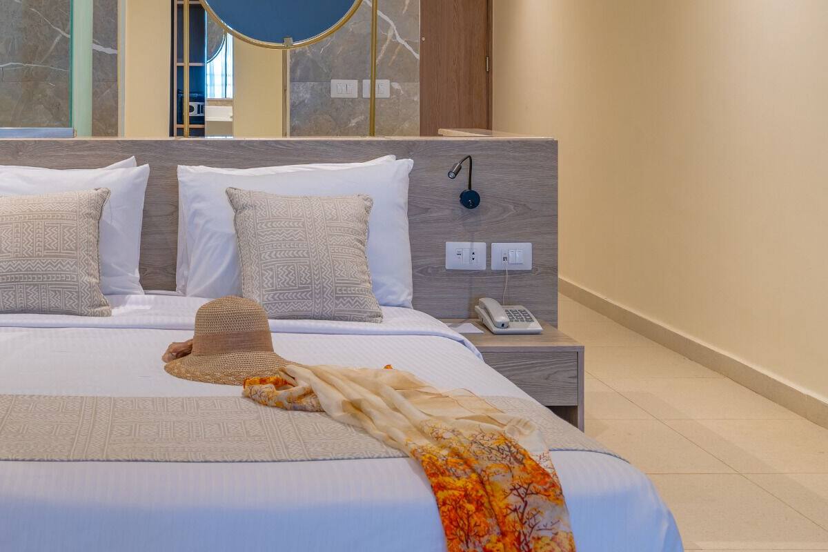 premium room, sea view | 1 bedroom, in-room safe, desk, blackout curtains