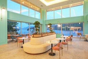 5 restaurants servant le petit déjeuner, spécialités Cuisine italienne