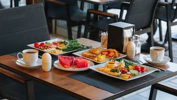 Breakfast, lunch, dinner served; Turkish cuisine