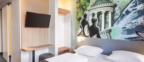 Sängtillbehör av högsta kvalitet, bäddmadrasser och skrivbord