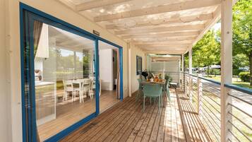 Casa rodante familiar, 3 habitaciones, 2 baños | Terraza o patio