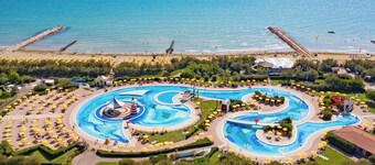 アドリア ホリデイ プラ デッレ トッリ