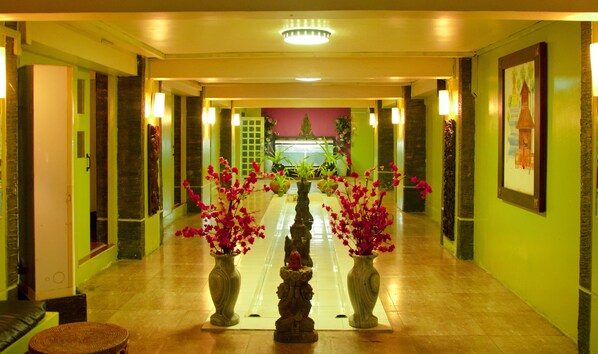 Body treatments, reflexology - Great Wall Hotel (Mandalay)