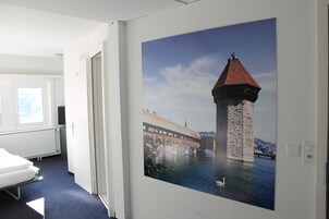 家庭房 | 办公桌、笔记本电脑工作区、遮光窗帘、隔音