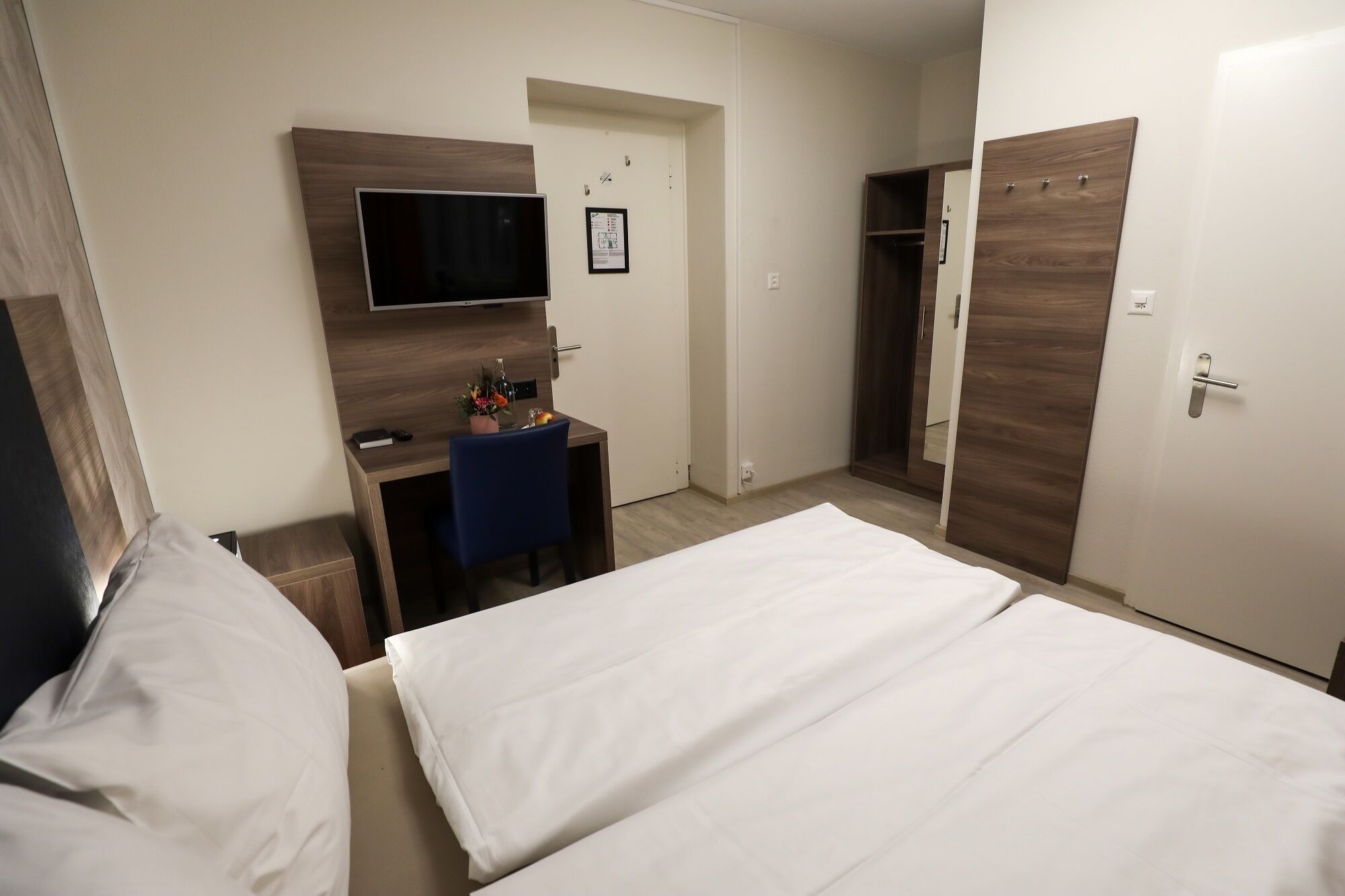 desk, laptop workspace, blackout curtains, soundproofing