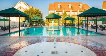 French Quarter Resort by Coolvacay