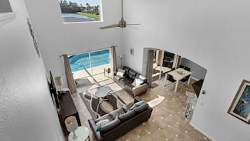 Sunrise Lake View Home, 5 Bedrooms, Private Pool - Lake Berkley | Pemandangan dari kamar