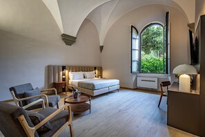 Minibar, in-room safe, desk, blackout drapes - Residenza D'Epoca Al Numero 8 (Florence)