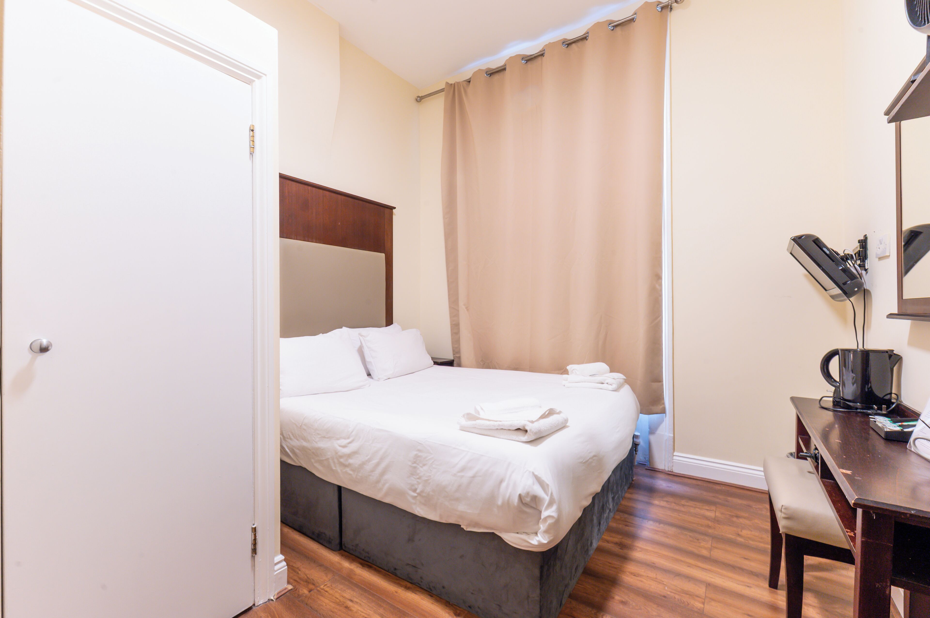 Photo - Astoria Hotel