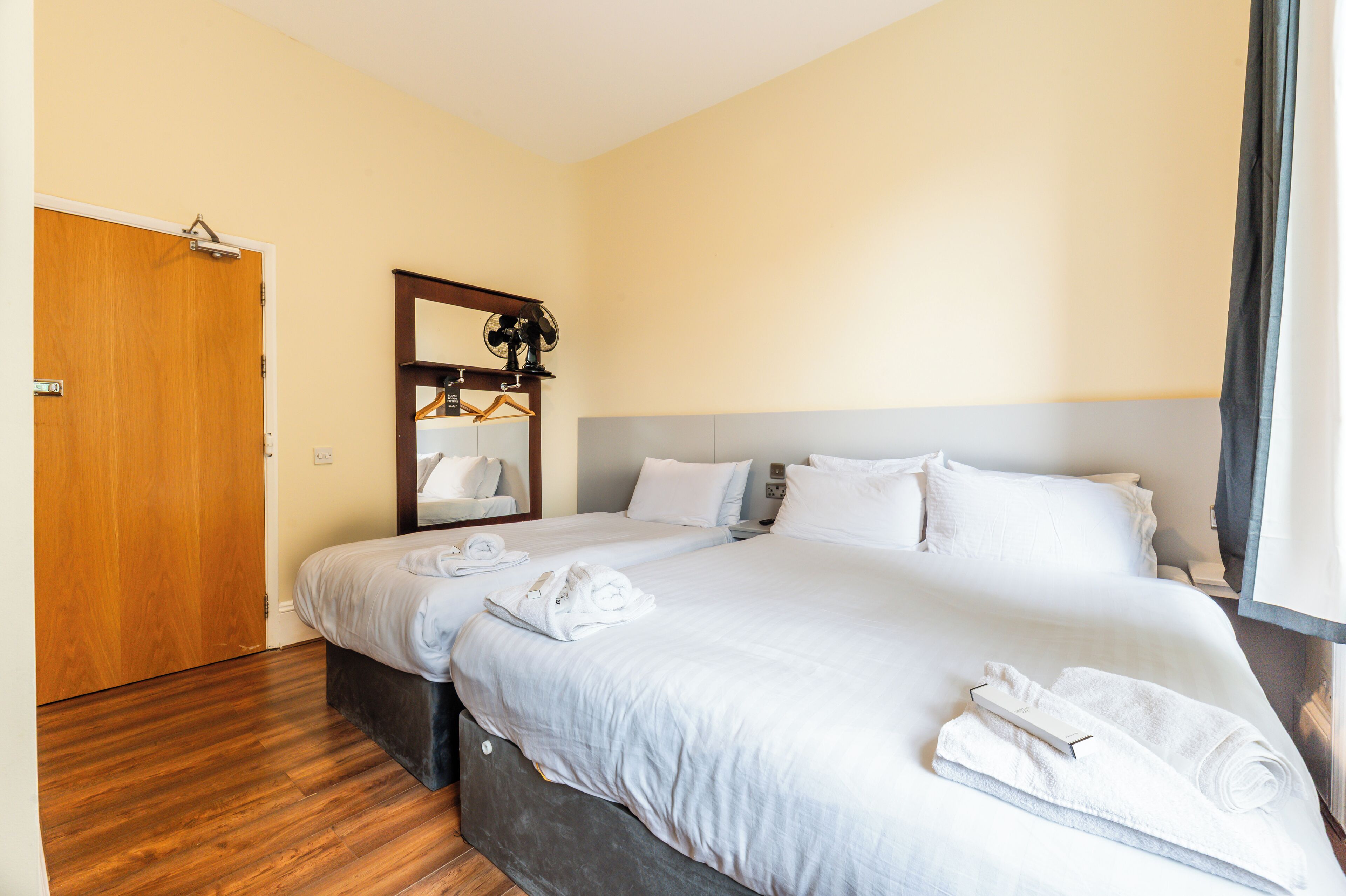 Photo - Astoria Hotel